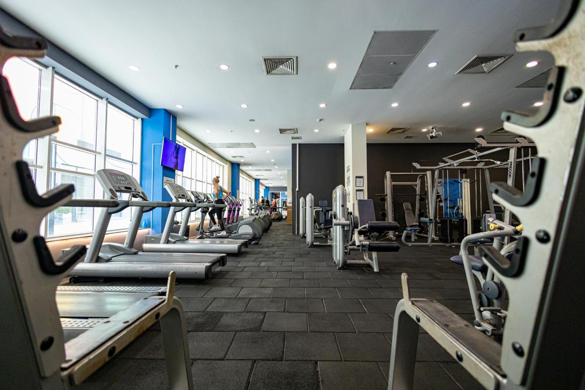 33Rd Floor Twin Apartments In Cevahir Sky City Complex With Pool, Spa, Fitness And Parking Included In Price 斯科普里 外观 照片